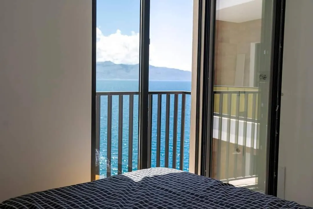 Golden Beach Residence - Luxury Apartments Gjashtë 0*,